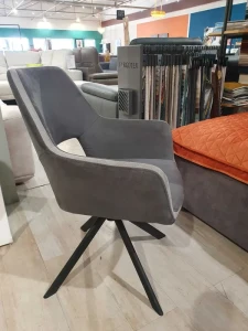 KRZESŁO z podłokietnikami BAYONNE obrót siedziska (180°) Mc akcent