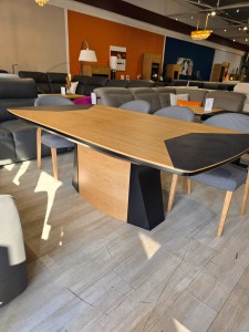 Stół BATLER Pro-Invest (200x110x76) + 4x50cm wkładki